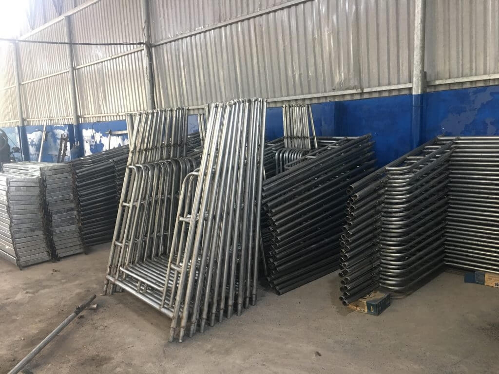 Quang Phúc chia sẻ bí quyết thuê giàn giáo giá rẻ, an toàn
